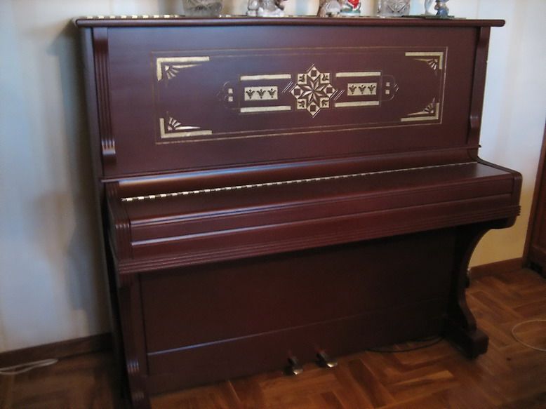 Пианино Украина (ранее черное)